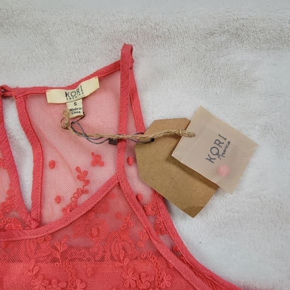 Kori Halter Style Embroidered Mesh Tiered Top Coral Pink Sleeveless Size Small - Picture 7 of 11